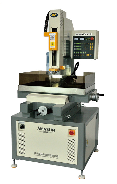 電(dian)火花穿孔機(ji)